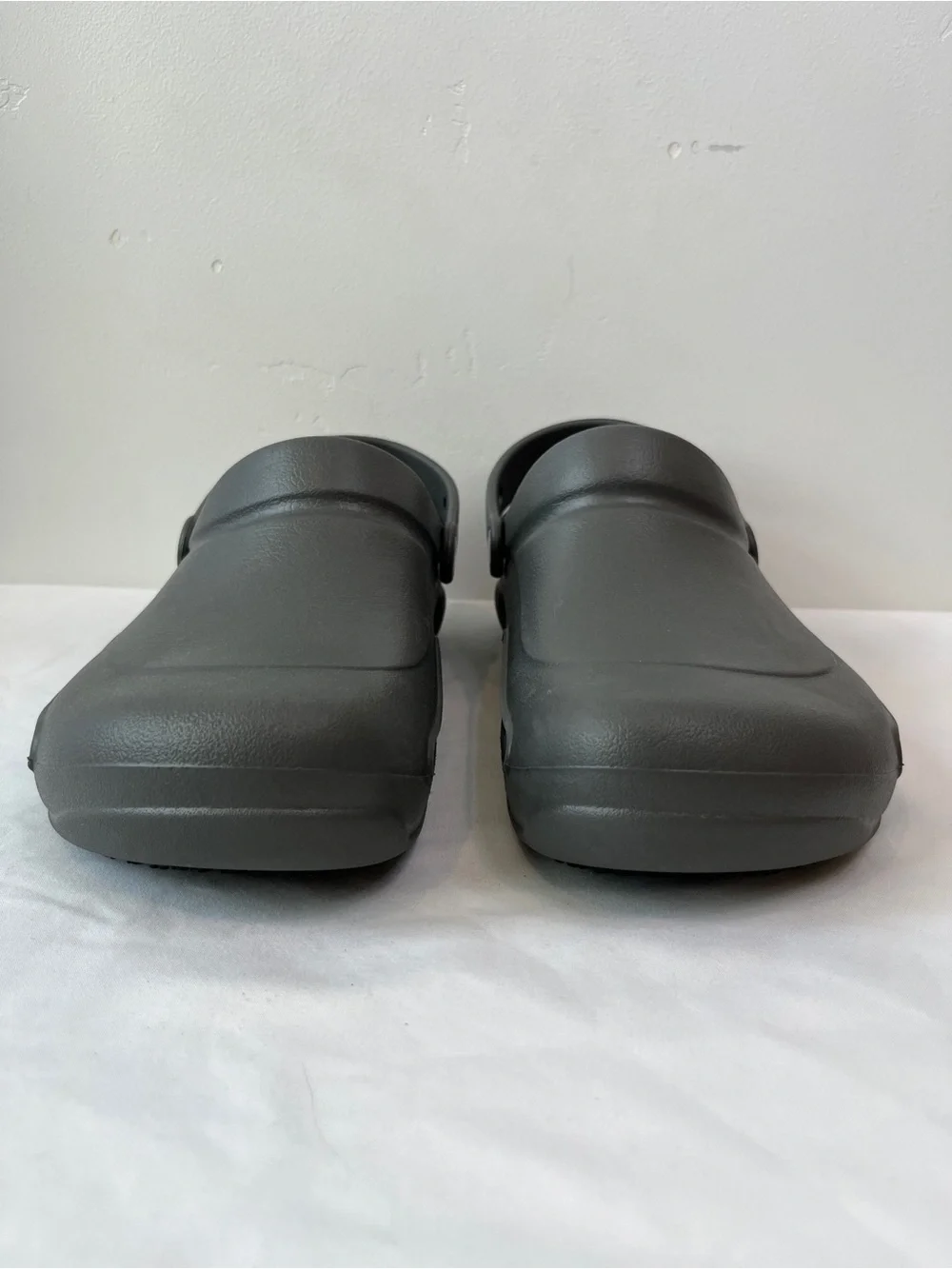 Crocs Bistro Work Clogs Charcoal Dark Gray Slip Resistant Mens M9 W11 10075